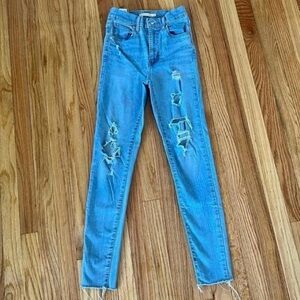 Levi’s jeans mile high súper skinny size womens 26